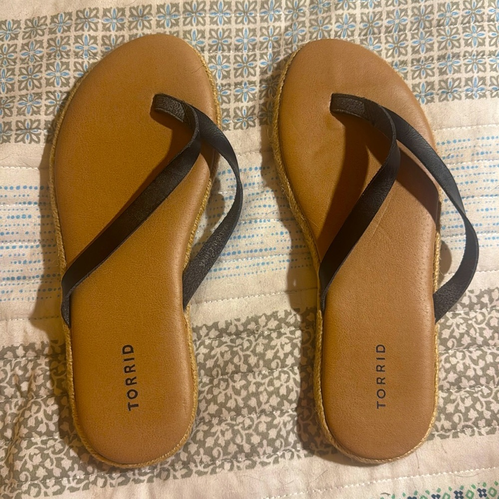 NWOT Torrid Sandals size 9W